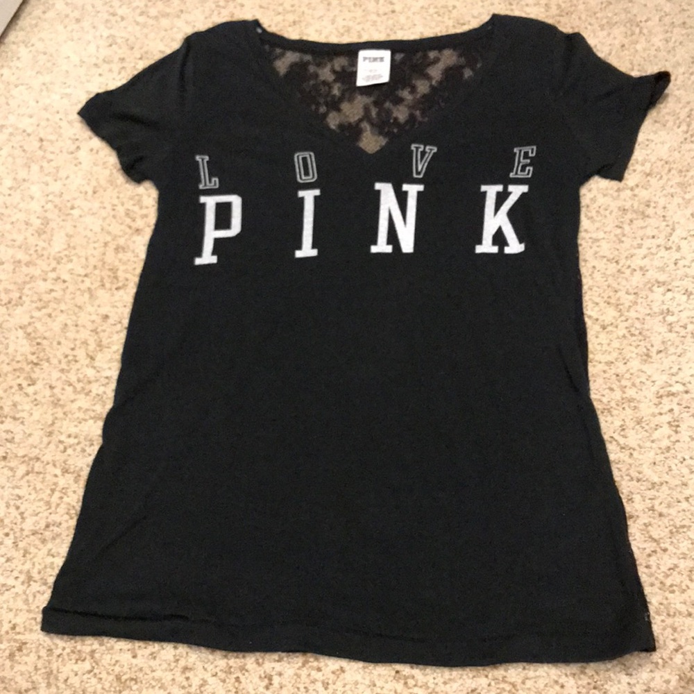 VS pink tee